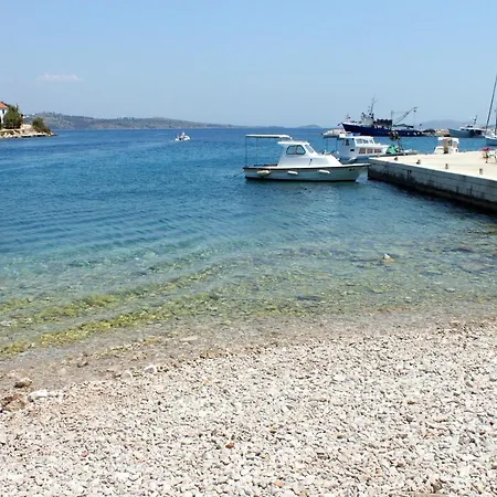With A Parking Space Sali, Dugi Otok - 8136 * Sali