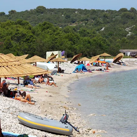 With Parking Space Sali, Dugi Otok - 8136 살리