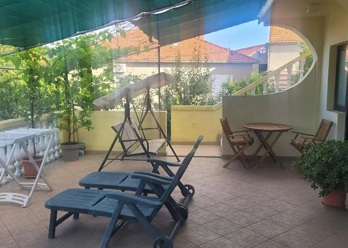 Апартаменты With Parking Space Sali, Dugi Otok - 8136 *